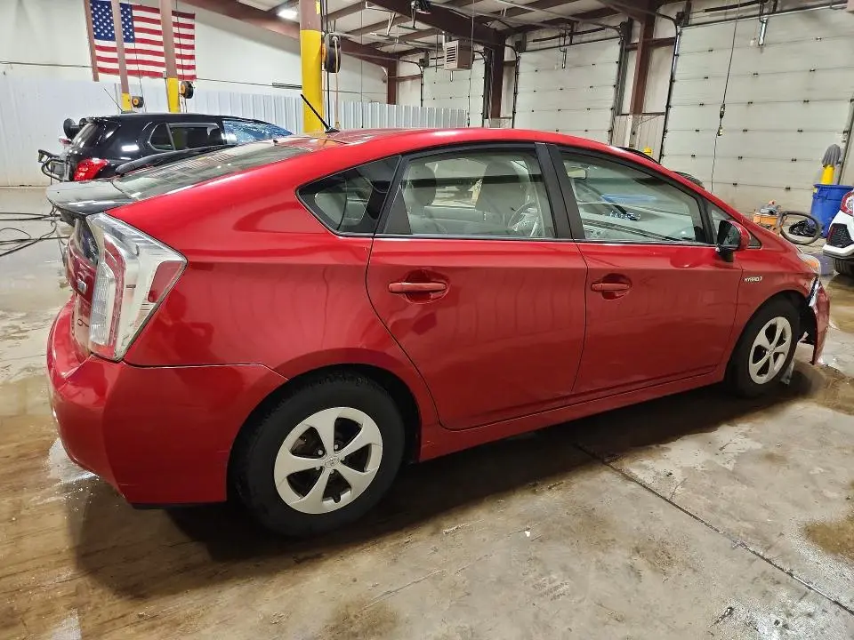 2013 TOYOTA PRIUS TWO  