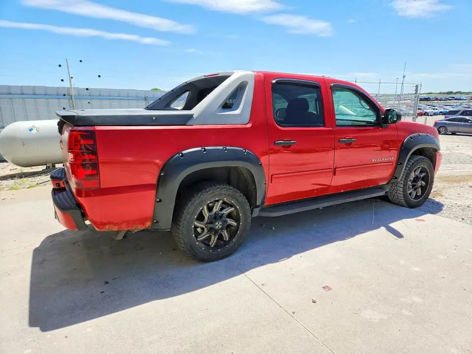 2011 CHEVROLET AVALANCHE LS  