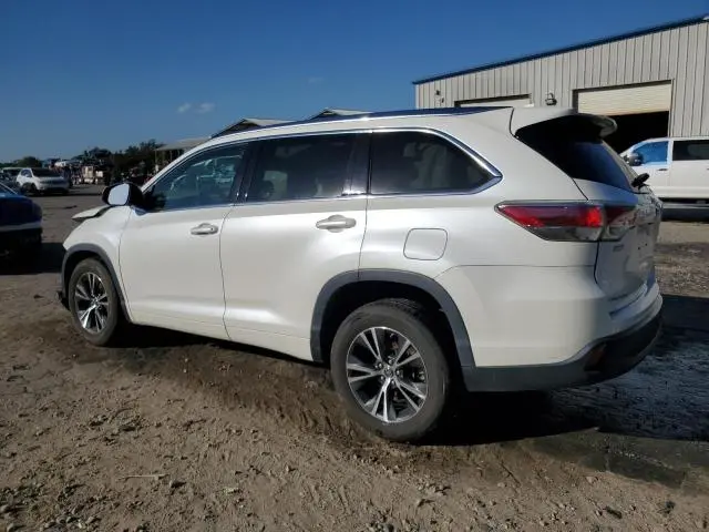 2016 TOYOTA HIGHLANDER XLE  