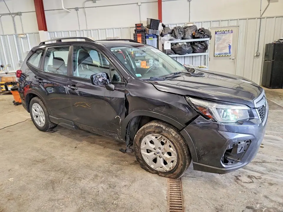 2019 SUBARU FORESTER   