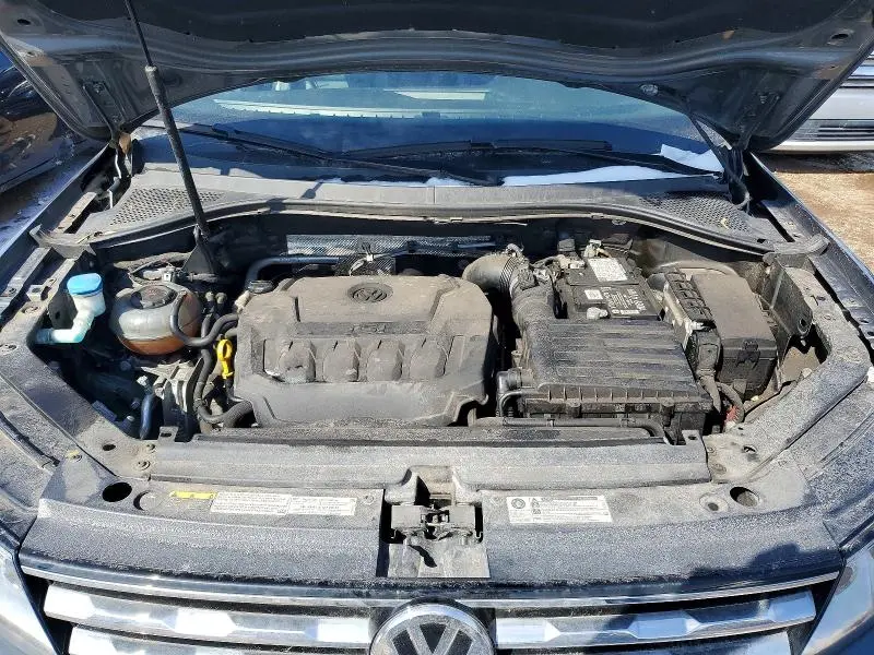 2018 VOLKSWAGEN TIGUAN SE  