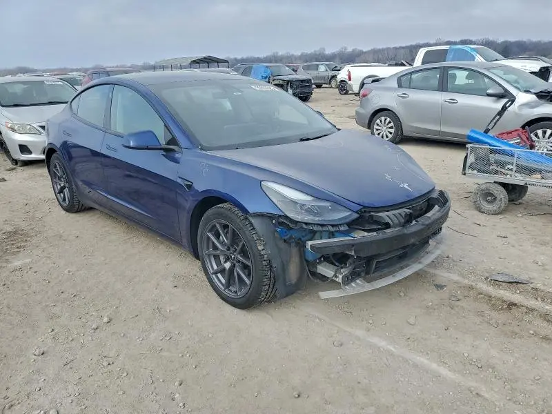 2021 TESLA MODEL 3   