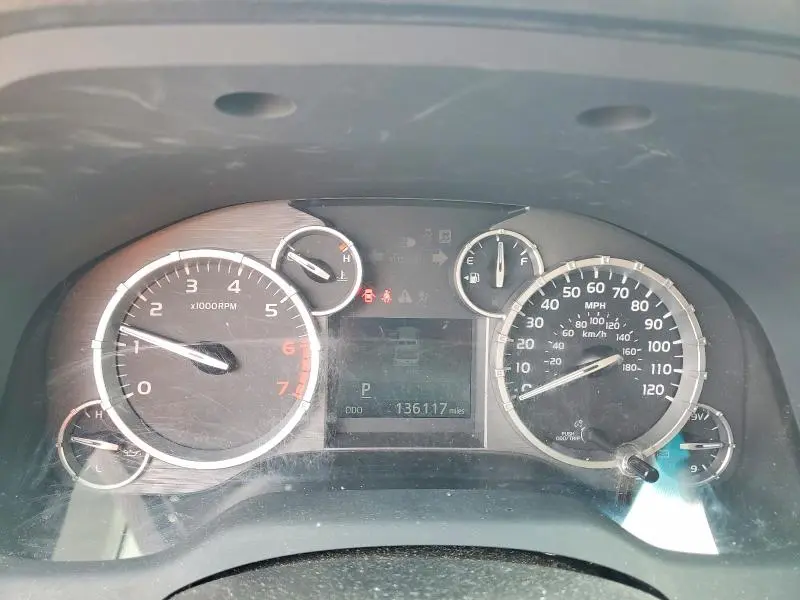 2014 TOYOTA TUNDRA SR5  