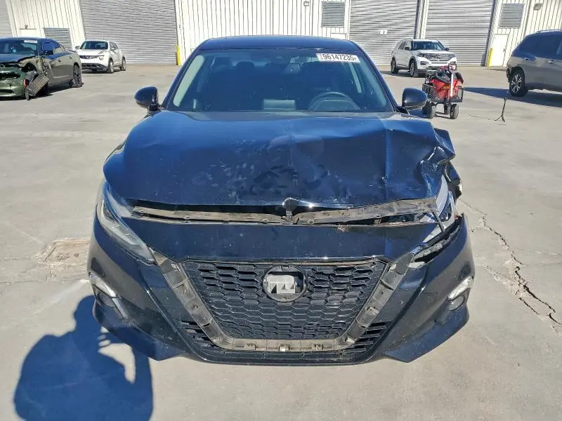 2020 NISSAN ALTIMA SV  