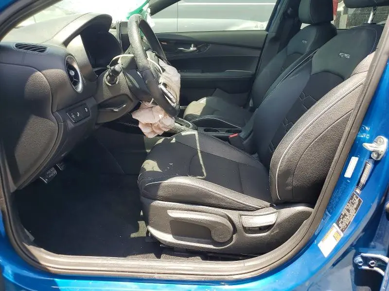 2022 KIA FORTE GT LINE  