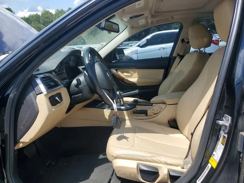 2017 BMW 320 I  
