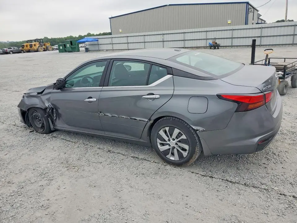 2019 NISSAN ALTIMA S  
