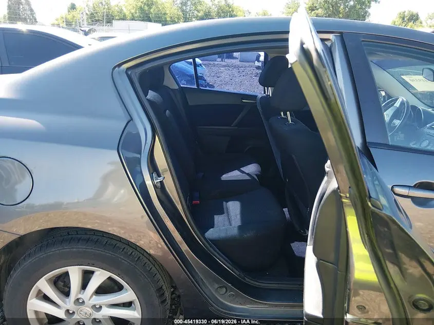 2012 MAZDA MAZDA3 I TOURING