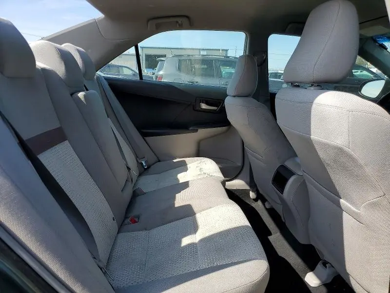 2012 TOYOTA CAMRY LE  
