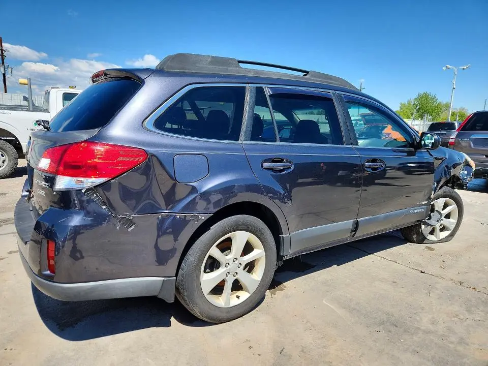2013 SUBARU OUTBACK 2.5I PREMIUM  