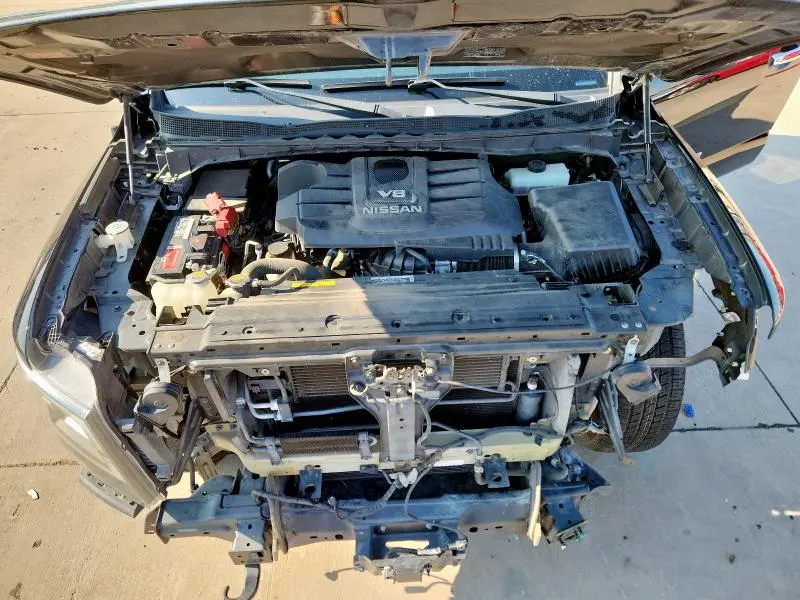 2020 NISSAN TITAN SV  