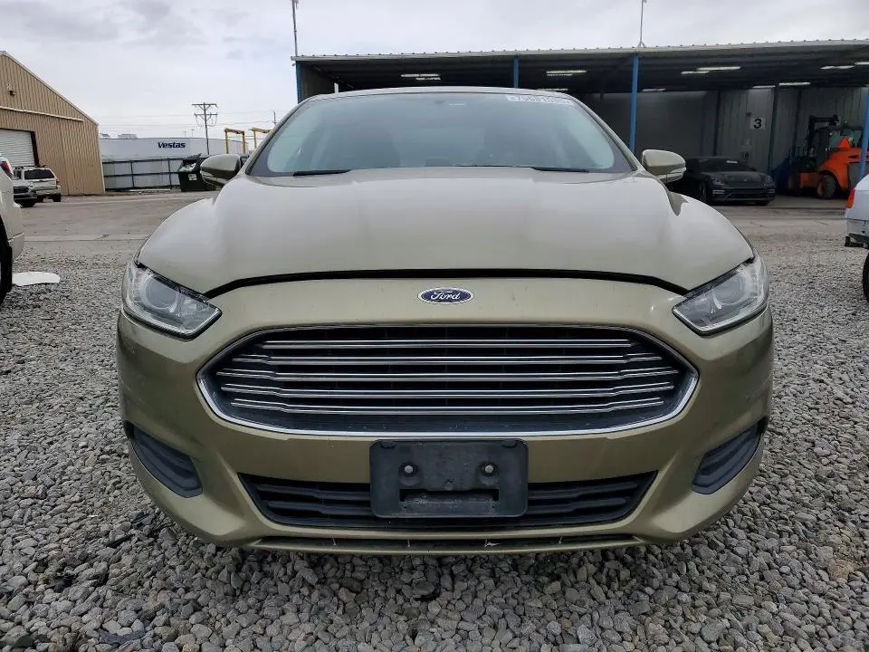 2013 FORD FUSION SE  