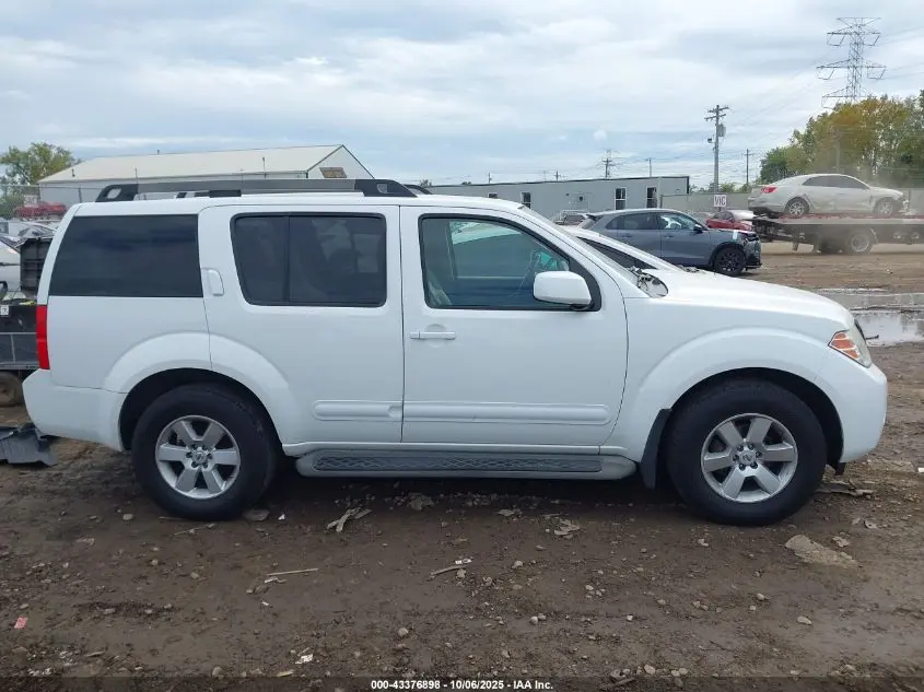 2012 NISSAN PATHFINDER SV