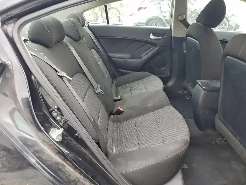 2018 KIA FORTE LX  