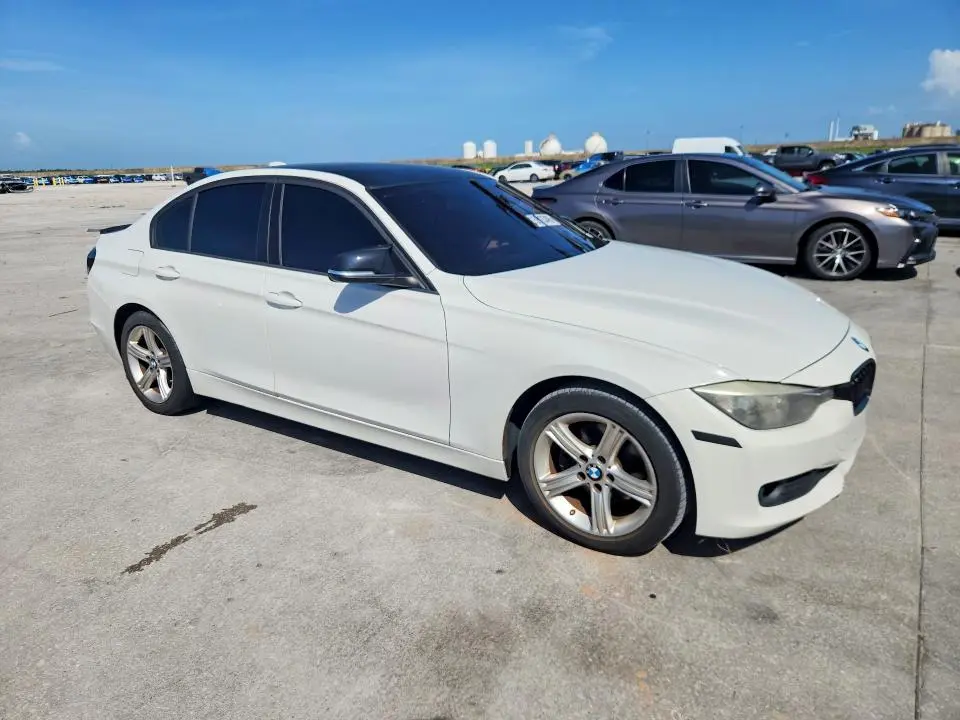 2015 BMW 320 I  