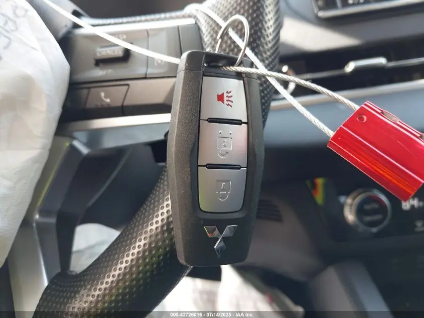 2024 MITSUBISHI OUTLANDER ES 2.5 2WD
