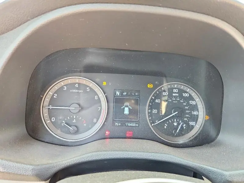 2017 HYUNDAI TUCSON SE  