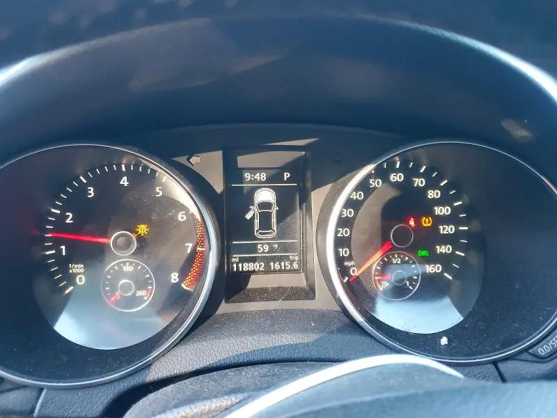 2013 VOLKSWAGEN JETTA S  