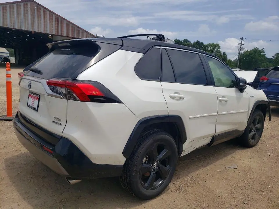 2019 TOYOTA RAV4 XSE  