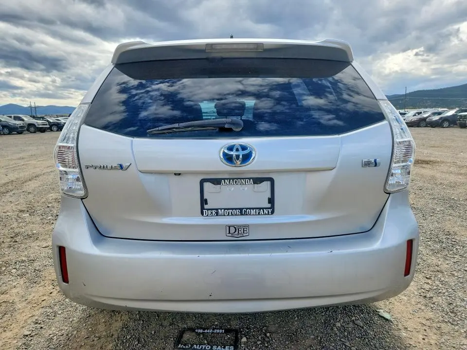 2012 TOYOTA PRIUS V FIVE  