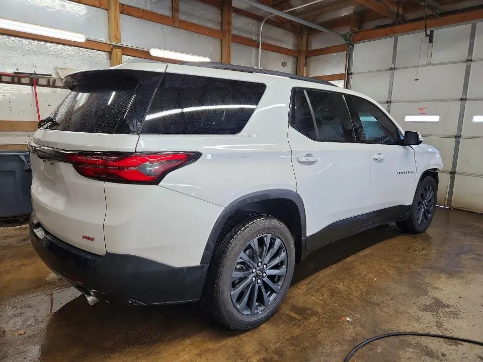 2022 CHEVROLET TRAVERSE RS  