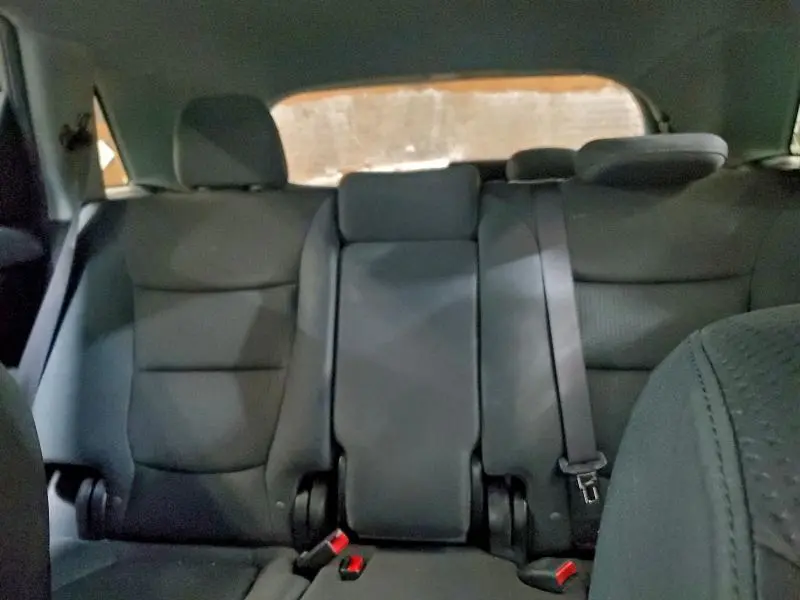 2011 KIA SORENTO BASE  