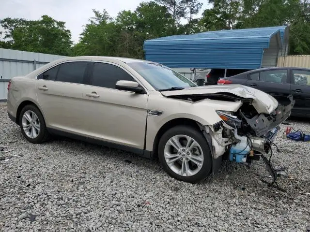 2017 FORD TAURUS SEL  