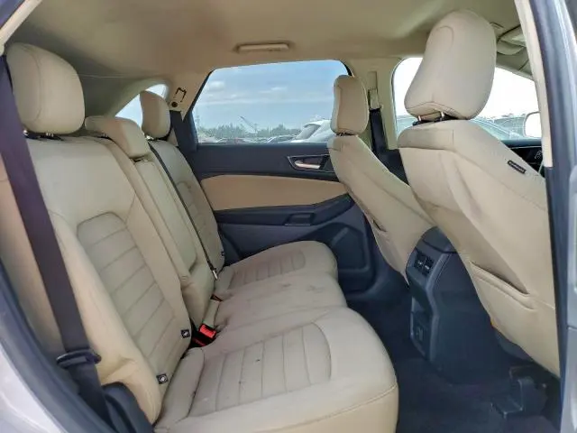 2020 FORD EDGE SE  
