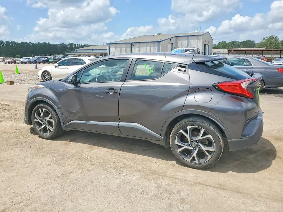 2018 TOYOTA C-HR XLE PREMIUM  