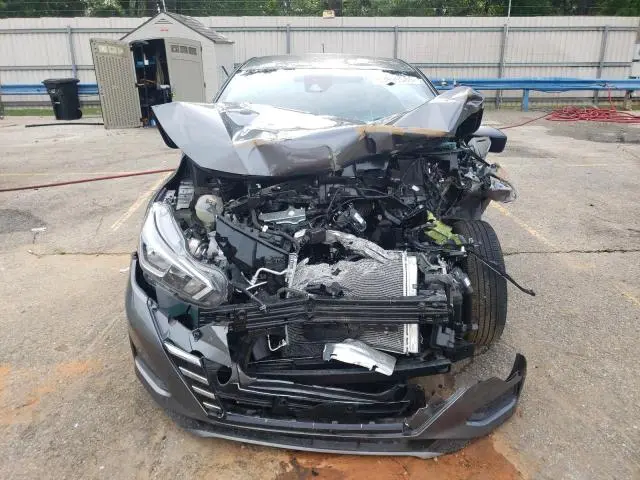 2024 NISSAN VERSA S  