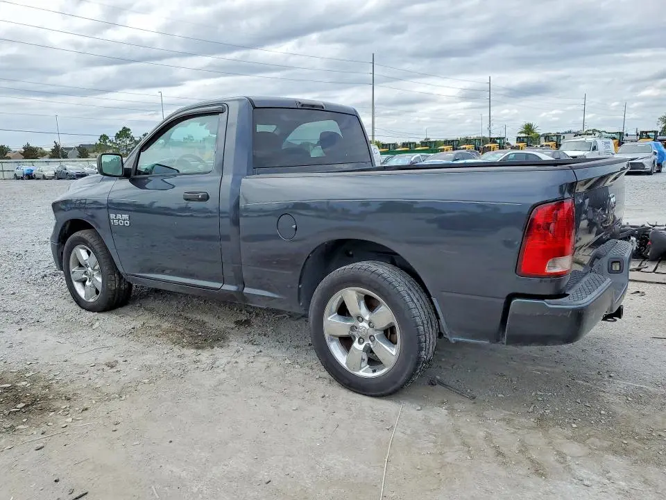 2013 RAM 1500 ST  