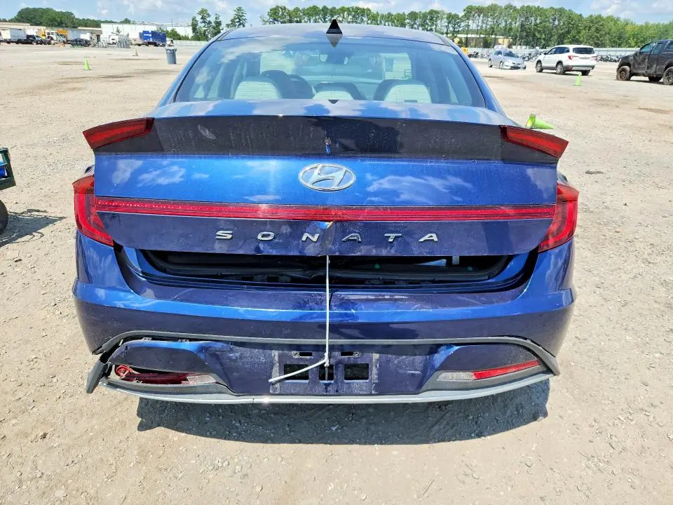 2020 HYUNDAI SONATA SE  