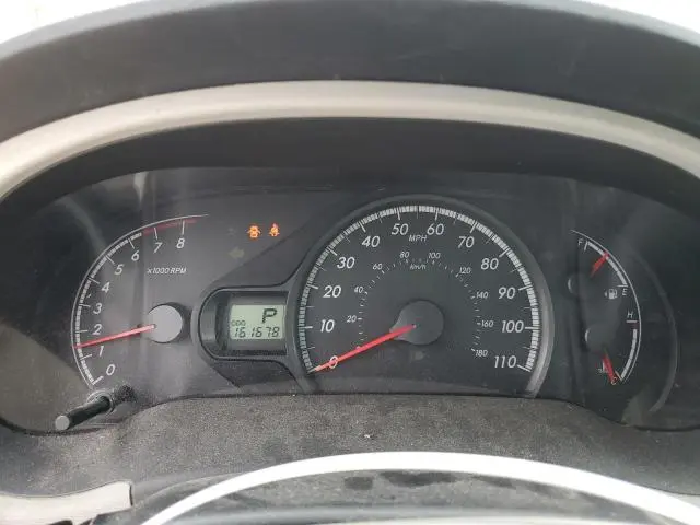 2011 TOYOTA SIENNA LE  