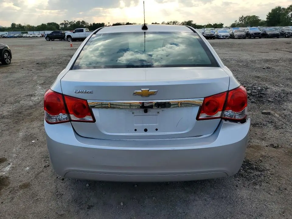 2015 CHEVROLET CRUZE LS  