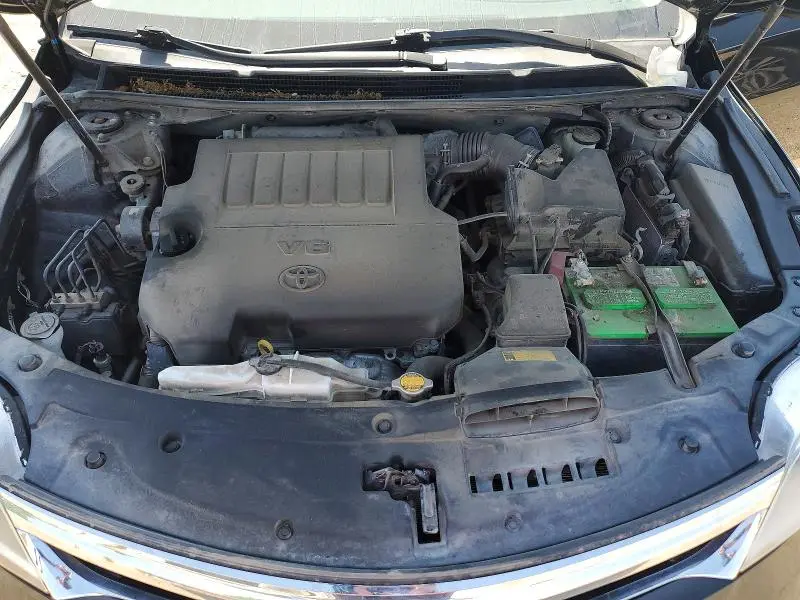 2015 TOYOTA AVALON XLE  