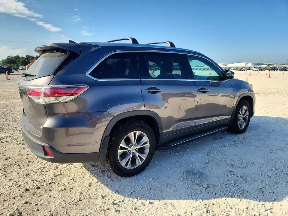 2015 TOYOTA HIGHLANDER XLE  