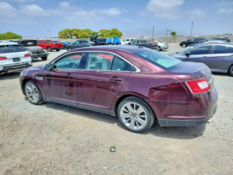 2011 FORD TAURUS LIMITED  