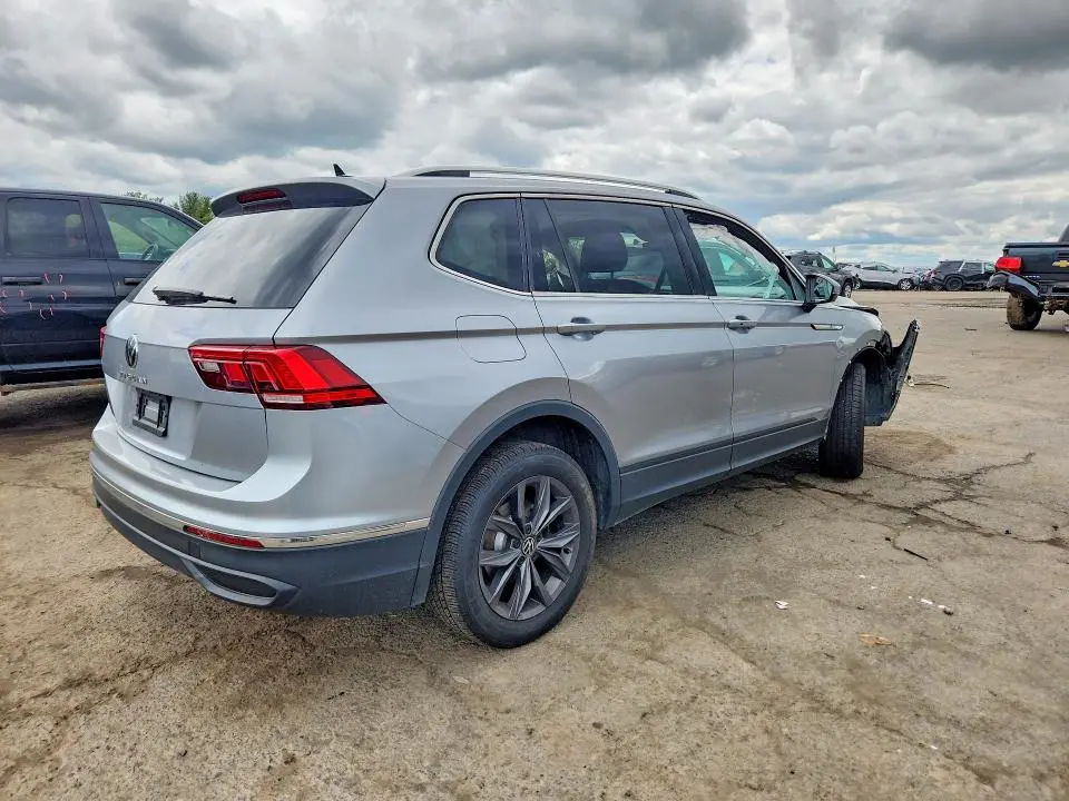 2024 VOLKSWAGEN TIGUAN SE  