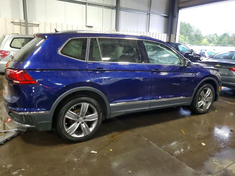 2021 VOLKSWAGEN TIGUAN SE  