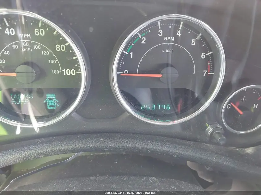 2013 JEEP WRANGLER UNLIMITED SAHARA