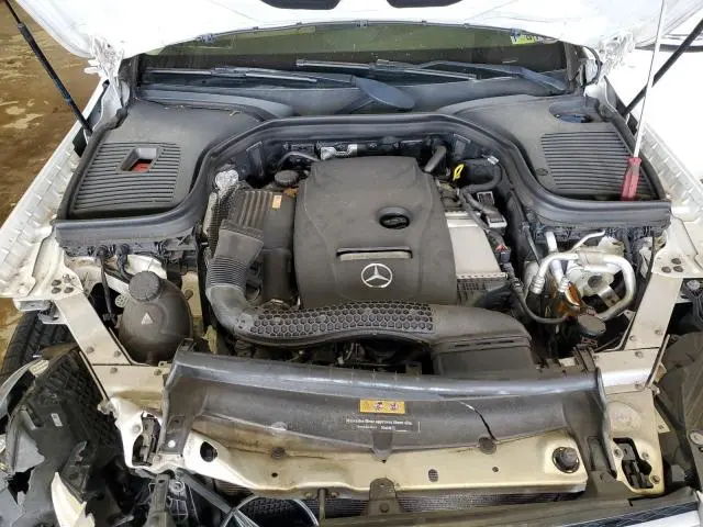 2017 MERCEDES-BENZ GLC 300 4MATIC  