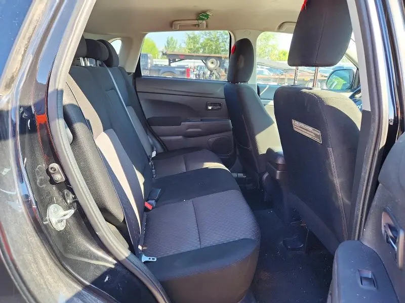 2018 MITSUBISHI RVR SE  