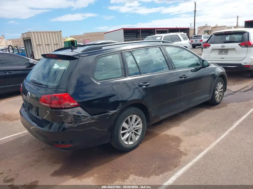 2015 VOLKSWAGEN GOLF SPORTWAGEN TSI S 4-DOOR