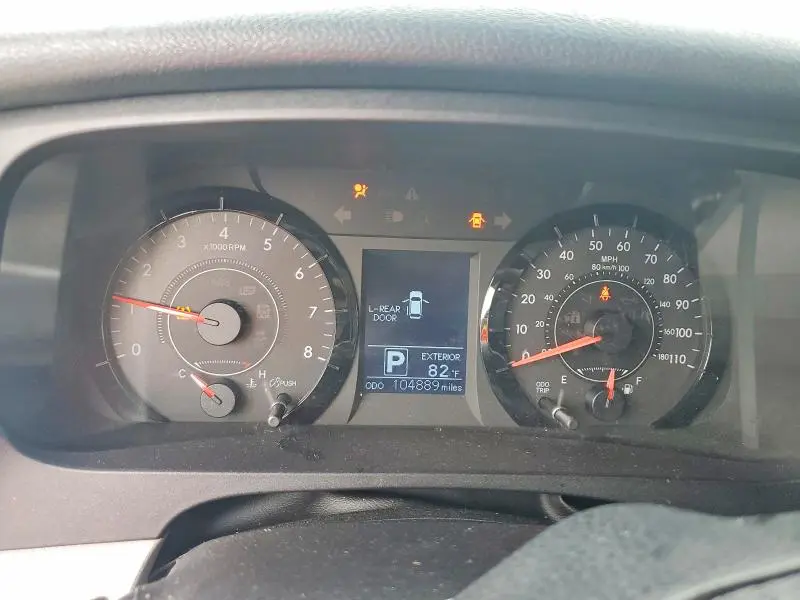 2017 TOYOTA SIENNA   