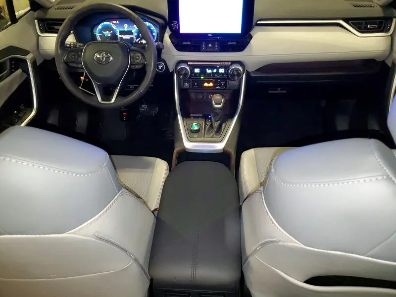 2024 TOYOTA RAV4 LIMITED  