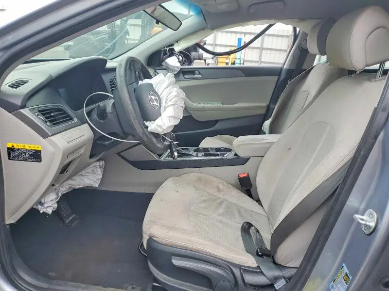 2017 HYUNDAI SONATA SE  