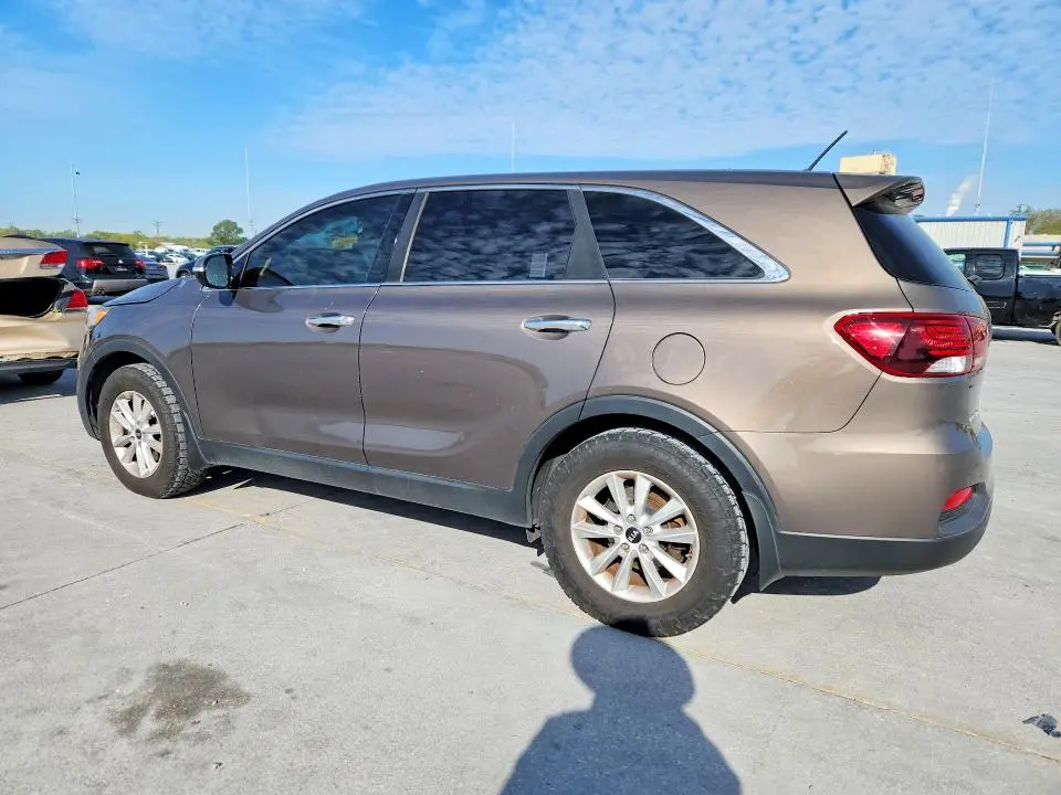 2019 KIA SORENTO LX  