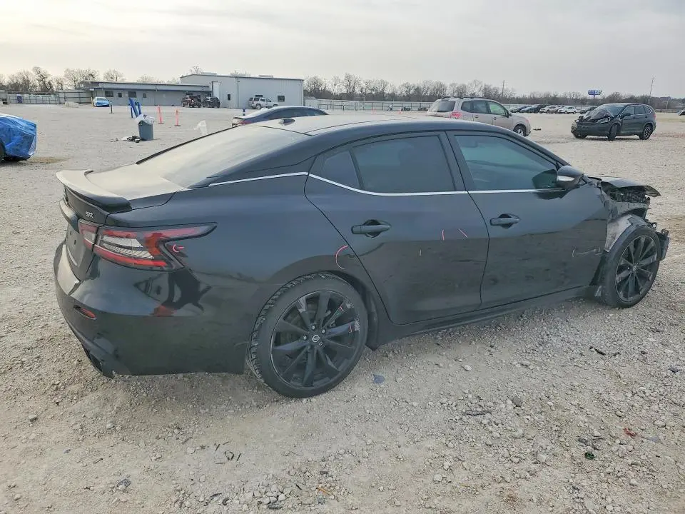 2021 NISSAN MAXIMA SR  