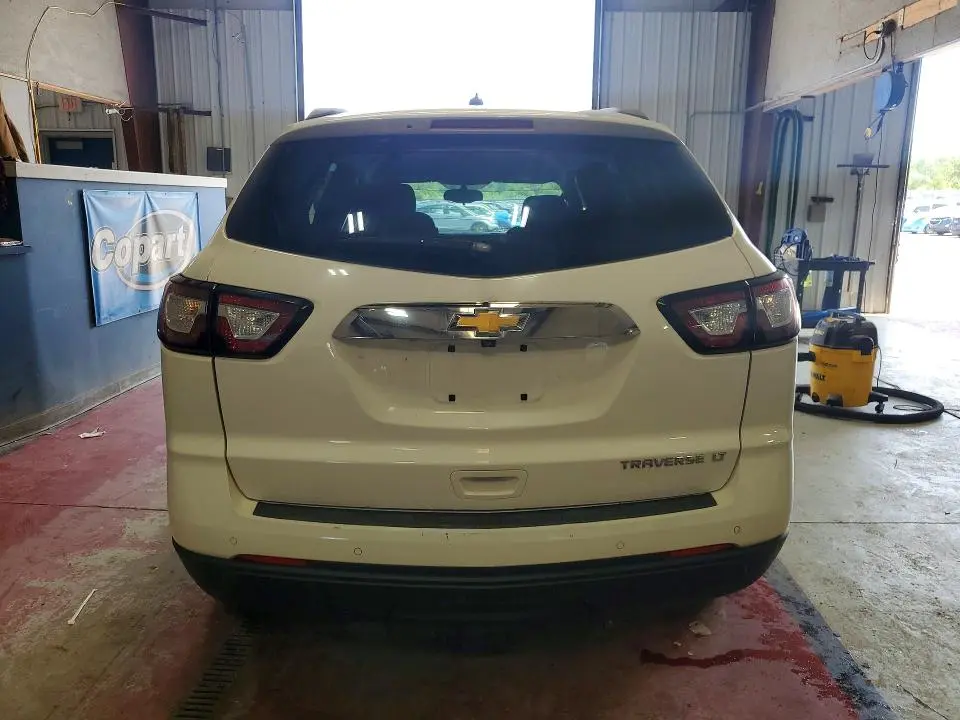 2013 CHEVROLET TRAVERSE LT  