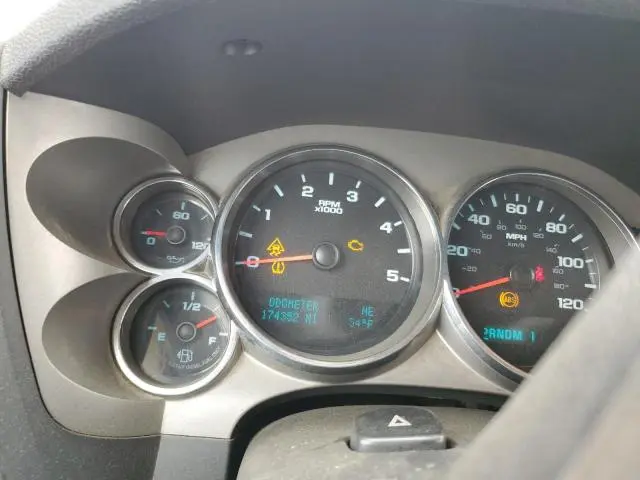 2011 CHEVROLET SILVERADO K2500 HEAVY DUTY LT  